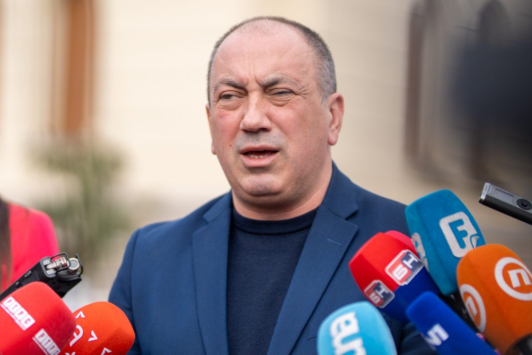 CRNADAK OTKRIVA AMERIČKI ŠAMAR DODIKU: Govori o američkom pritisku na Dodika zbog… - featured image