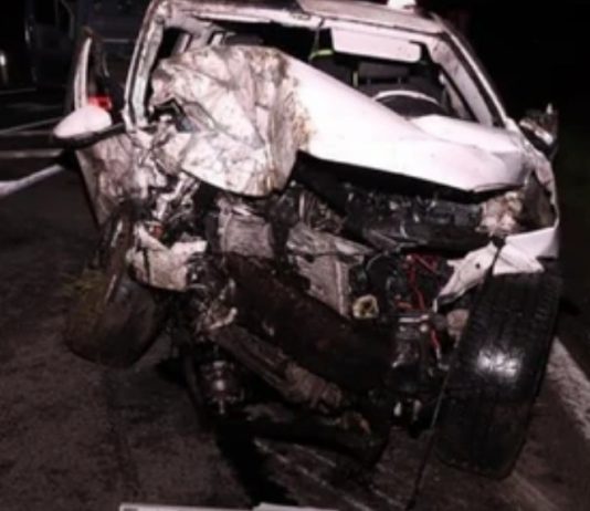 Majka (24) izazvala direktan sudar sa BMW-om koji je jurio, stradao njen sin (4)! Svedoci otkrili jezive detalje: Dječak ISPAO iz auta - featured image