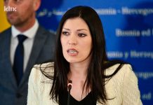 SNSD-ovce ipak “zaboljela” odluka Christiana Schmidta, Vulić poručila: Neće ostati bez odgovora SNSD-ovce ipak “zaboljela” odluka Christiana Schmidta, Vulić poručila: Neće ostati bez odgovora - featured image