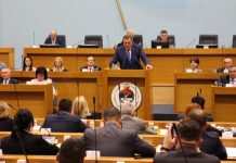 DRAMA U PARLAMENTU: Stigao zahtjev Ustavnog suda Bosne i Hercegovine DRAMA U PARLAMENTU: Stigao zahtjev Ustavnog suda Bosne i Hercegovine - featured image