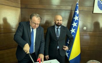 JE LI OVO KRAJ: Potres u Vladi Federacije BiH, Ramo Isak na ledu, Dragan Čović traži smjenu… JE LI OVO KRAJ: Potres u Vladi Federacije BiH, Ramo Isak na ledu, Dragan Čović traži smjenu… - featured image