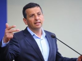 VUKANOVIĆ ŽESTOKO UDARIO NA STANIVUKOVIĆA: Spominje i Vučića, evo šta je izjavio… - featured image