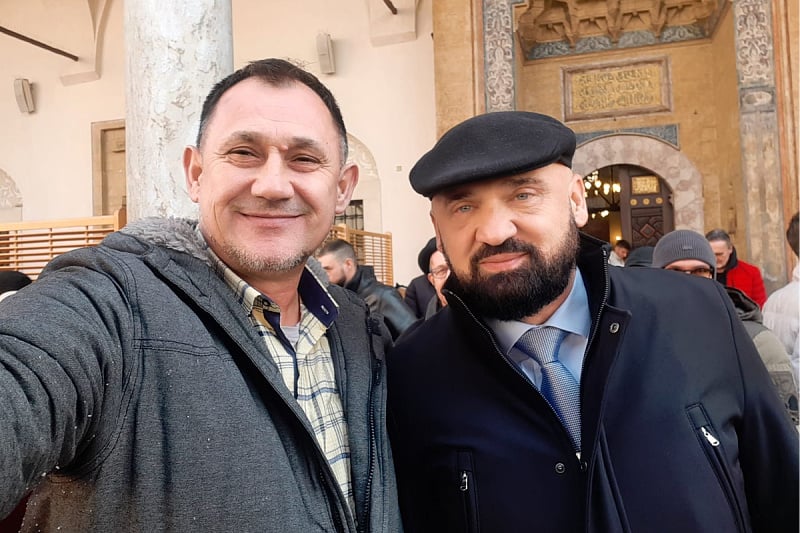 Od povjerenja do potjernice: Kako je Hazir Mahmutović pokušao unovčiti ime Rame Isaka - featured image Od povjerenja do potjernice: Kako je Hazir Mahmutović pokušao unovčiti ime Rame Isaka - featured image