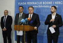 STIGLO UPOZORENJE PENZIONERA! Penzioneri preko Delića poslali poruku Nikšiću – zakon spreman za usvajanje? STIGLO UPOZORENJE PENZIONERA! Penzioneri preko Delića poslali poruku Nikšiću – zakon spreman za usvajanje? - featured image