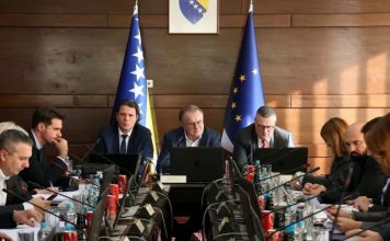 Velike promjene za borce u Federaciji BiH: Vlada mijenja tri zakona, penzije se usklađuju s novim PIO Velike promjene za borce u Federaciji BiH: Vlada mijenja tri zakona, penzije se usklađuju s novim PIO - featured image