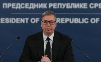 VUČIĆ ŠIRI PANIKU: “Ljudi ne razumiju koliko smo blizu sukoba”