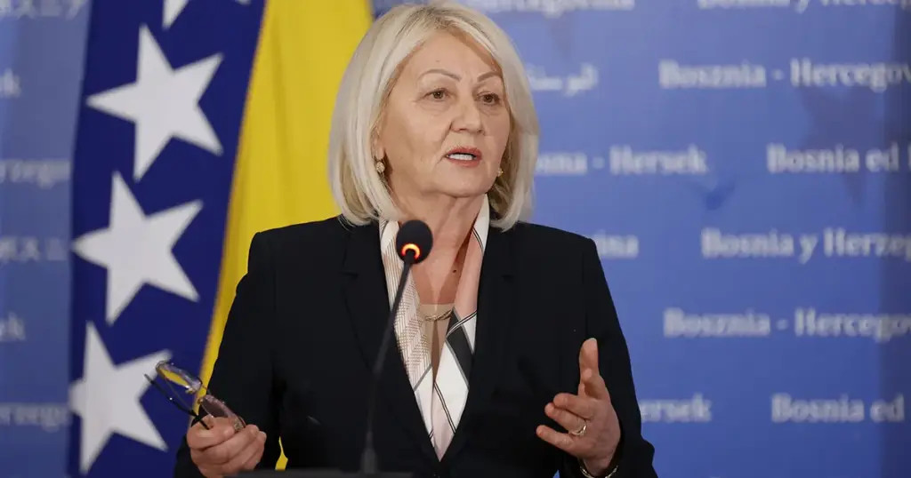 O ČEMU SE RADI?: Borjana Krišto optužuje Nermina Nikšića, stigla i reakcija premijer FBiH - featured image O ČEMU SE RADI?: Borjana Krišto optužuje Nermina Nikšića, stigla i reakcija premijer FBiH - featured image