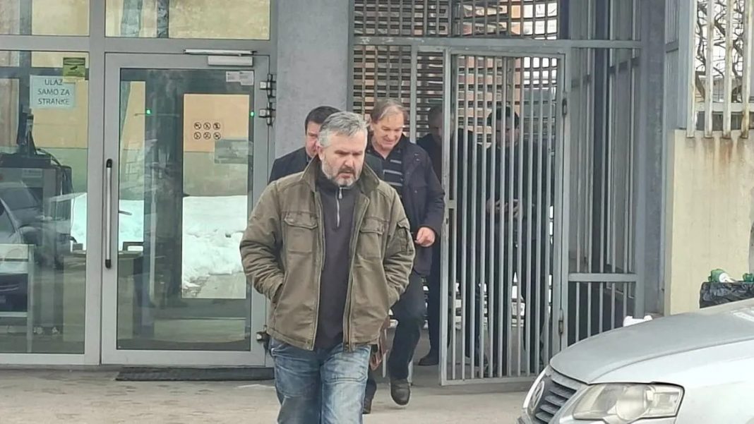 Oči u oči sa ubicama svojih najmilijih: Šta se dešavalo na ročištu optuženima za ubijanje Bošnjaka? - featured image