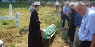 DOGAĐAJ NA DŽENAZI KAKAV SE NE PAMTI: Efendija i svi prisutni ostali u ŠOKU - featured image