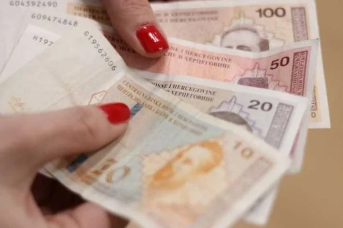 VAŽNA NOVOST ZA PENZIONERE: Objavljena nova tablica obračuna penzija - featured image VAŽNA NOVOST ZA PENZIONERE: Objavljena nova tablica obračuna penzija - featured image