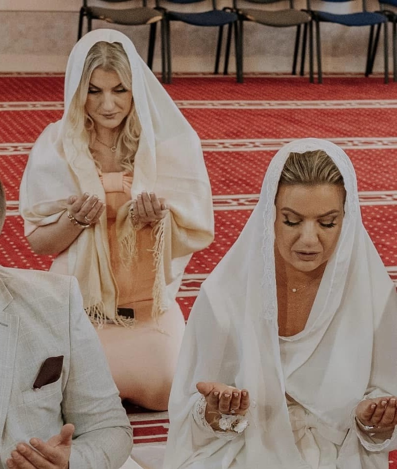 Sestra preminule Melise Lekić ponovo se oglasila potresnim riječima: “Nisi otišla jer si bila slaba…” - featured image Sestra preminule Melise Lekić ponovo se oglasila potresnim riječima: “Nisi otišla jer si bila slaba…” - featured image