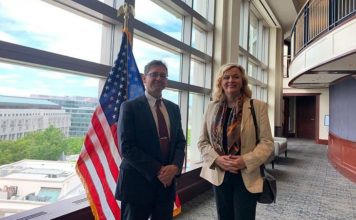 Američko skandalozno pismo: “Muslimani žele da se kršćani u BiH povinuju novom zakonu” Američko skandalozno pismo: “Muslimani žele da se kršćani u BiH povinuju novom zakonu” - featured image