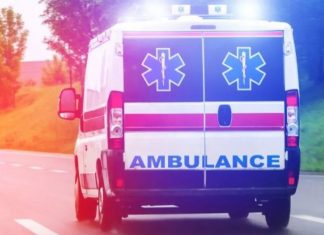 Jeziv pokušaj samoubistva: Muškarac se posvađao sa ocem, pa skočio pod kamion - featured image