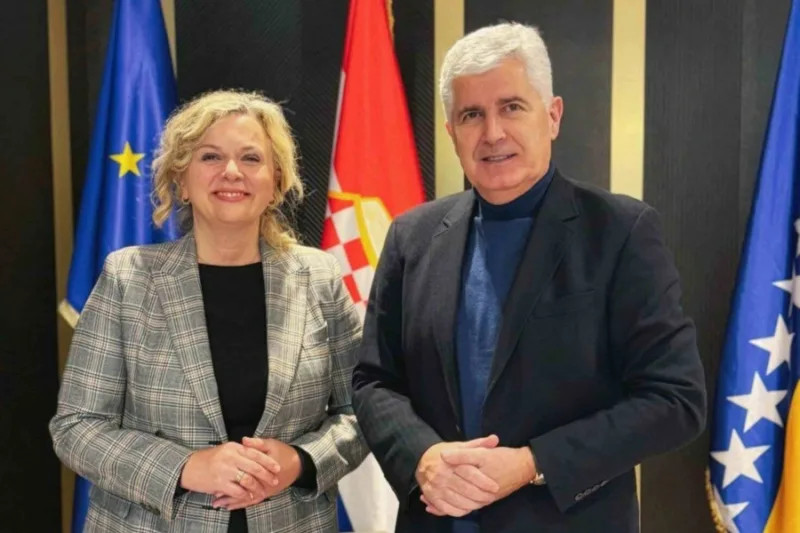 Čović izjavom šokirao sve koji vole BiH!: Čović se u Mostaru sastao s Željanom Zovko i objavio status koji će iznenaditi sve Bošnjake - featured image Čović izjavom šokirao sve koji vole BiH!: Čović se u Mostaru sastao s Željanom Zovko i objavio status koji će iznenaditi sve Bošnjake - featured image