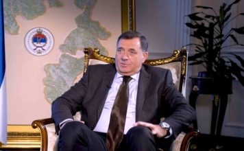MILORAD DODIK OTVORENO ZAPRIJETIO IZ MOSTARA: „To je trenutak koji se neminovno približava…” MILORAD DODIK OTVORENO ZAPRIJETIO IZ MOSTARA: „To je trenutak koji se neminovno približava…” - featured image