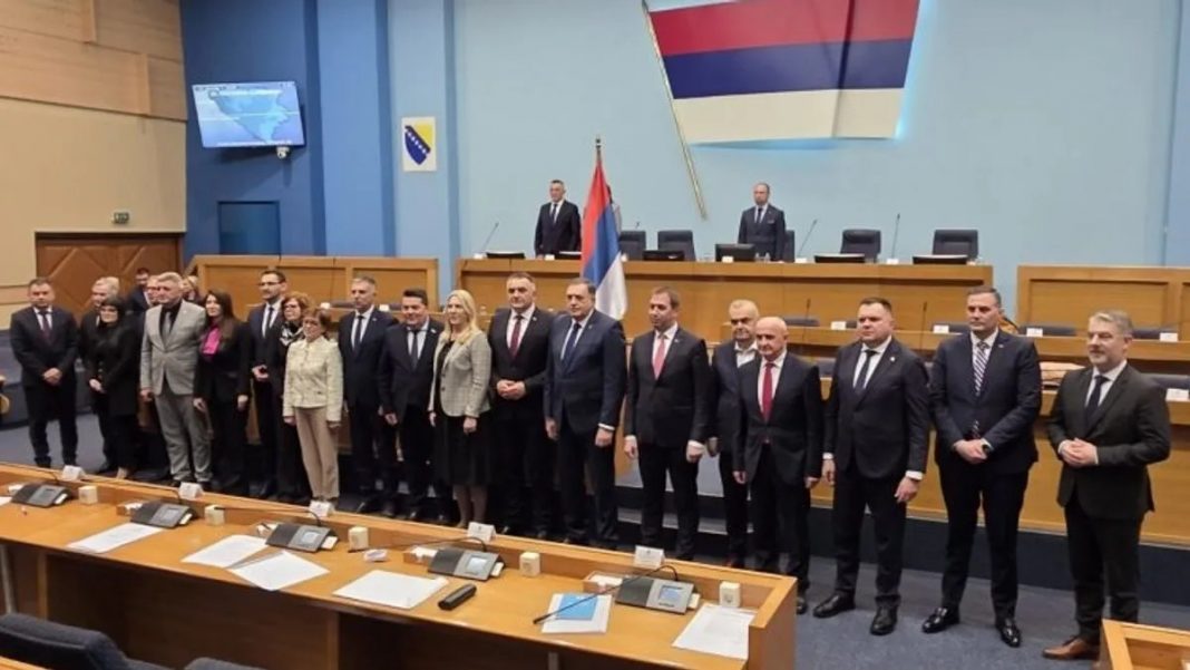 Tek formirana Vlada RS već pred Ustavnim sudom BiH - featured image Tek formirana Vlada RS već pred Ustavnim sudom BiH - featured image