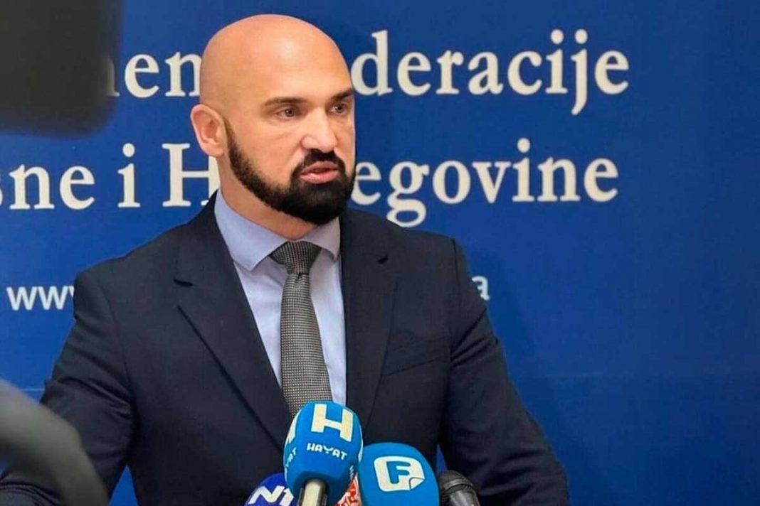 Ramo Isak reagovao nakon današnjeg odlaska u SIPA-u: Riječ je o lažnim i zlonamjernim… - featured image