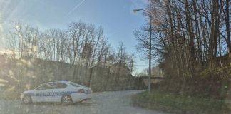 Tragična nesreća na bh. cestama u novogodišnjoj noći: Vozilo sletjelo s kolovoza, vozač poginuo Tragična nesreća na bh. cestama u novogodišnjoj noći: Vozilo sletjelo s kolovoza, vozač poginuo - featured image