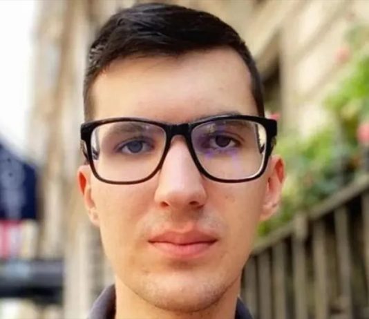 Kad život vrati jače nego što oduzme: Nedim Sladić objavio vijest koja mu je uljepšala godinu Kad život vrati jače nego što oduzme: Nedim Sladić objavio vijest koja mu je uljepšala godinu - featured image