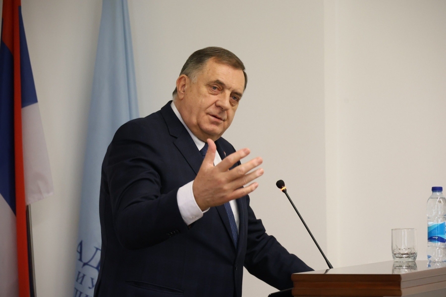 UDAR NA DODIKA: Delegati Doma naroda traže hitno micanje… - featured image UDAR NA DODIKA: Delegati Doma naroda traže hitno micanje… - featured image