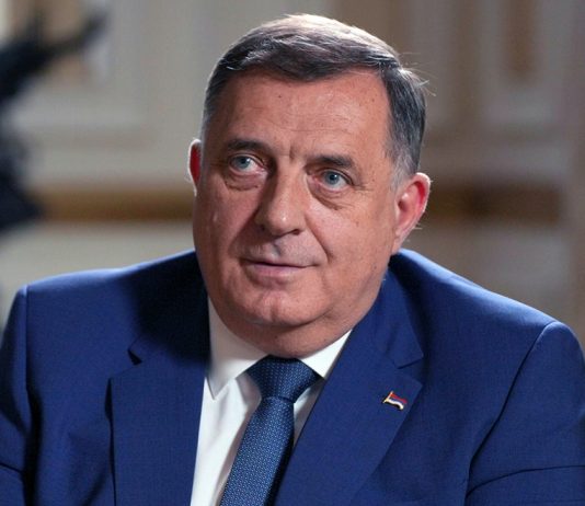 ODJEKNULO U REGIONU: Stigla oštra poruka Dodiku iz Srbije - featured image