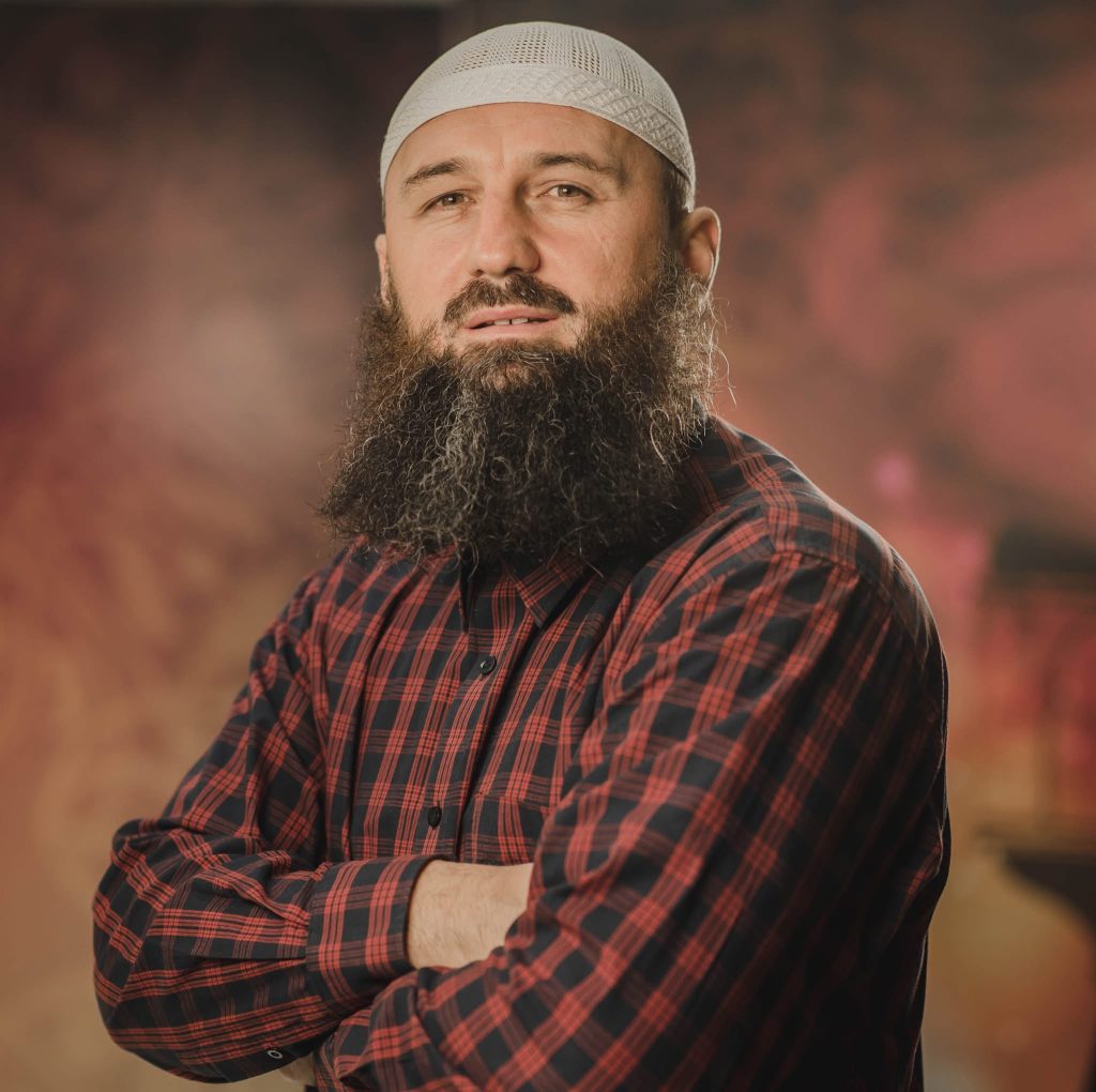 Elvedin Pezić o samozadovoljavanju tokom posta - featured image Elvedin Pezić o samozadovoljavanju tokom posta - featured image