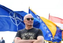 Zukan Helez se obrušio na Schmidta, a javnost bruji o poruci! Zukan Helez se obrušio na Schmidta, a javnost bruji o poruci! - featured image