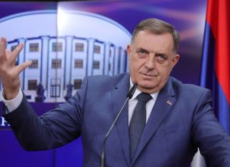 DODIK ŠOKIRAO IZJAVOM: Dodik poslao oštar odgovor nakon potpisivanja sporazuma! DODIK ŠOKIRAO IZJAVOM: Dodik poslao oštar odgovor nakon potpisivanja sporazuma! - featured image