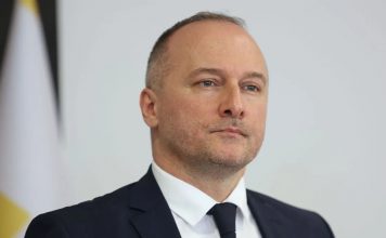 Hoće li Dodik odgovarati? Bogunić najavio reakciju na uvrede, osvrnuo se i na Milanka Kajganića Hoće li Dodik odgovarati? Bogunić najavio reakciju na uvrede, osvrnuo se i na Milanka Kajganića - featured image