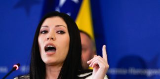 NOVA POLITIČKA PORUKA? Vulić uputila komplimente, ali Dodika nije ni pomenula! - featured image