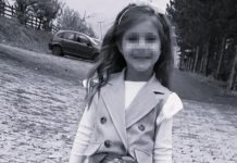 Šokantna ispovijest majke preminule djevojčice: Nisu dali da putujem s Emom, rekli su da uzmem taksi - featured image