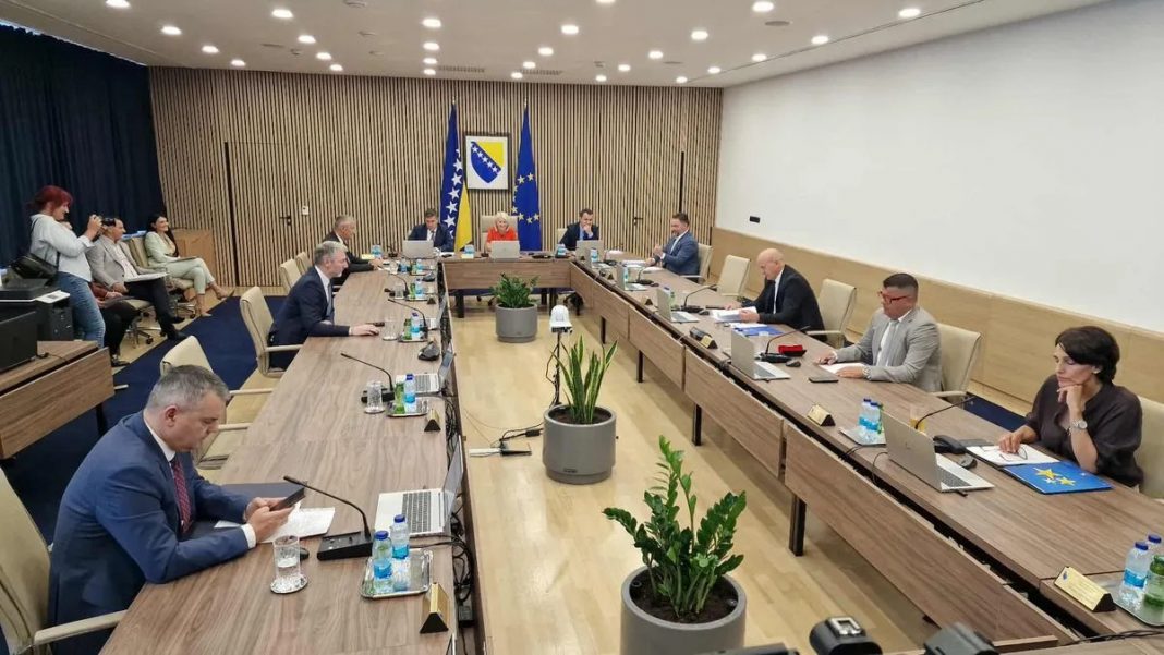 Obećali građanima milijardu eura, nisu donijeli ni cent: Vijeće ministara prevarilo i EK i građane - featured image