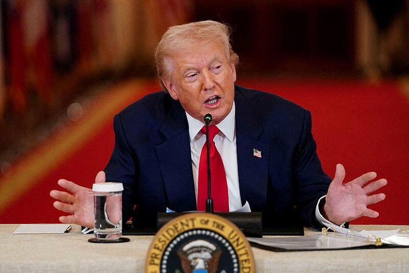 Umro je! Tramp objavom zgrozio cijeli svijet: “Drago mi je što je mrtav…” - featured image Umro je! Tramp objavom zgrozio cijeli svijet: “Drago mi je što je mrtav…” - featured image