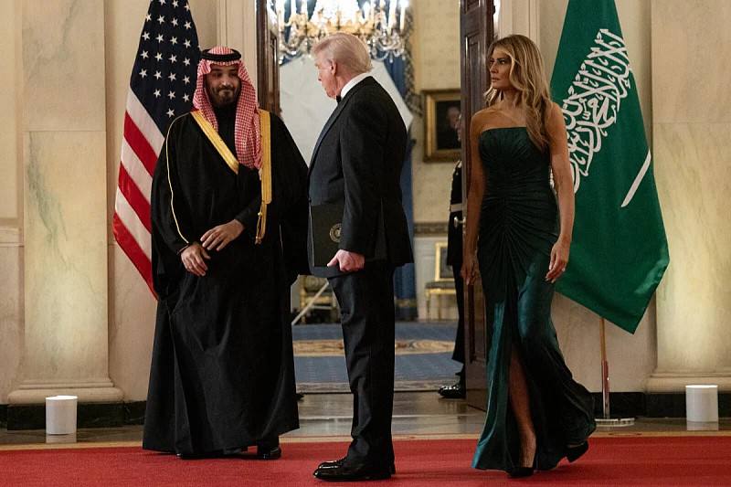 DA LI JE MOGUĆE? NEW YORK TIMES TVRDI: Saudijski princ Mohammed bin Salman savjetuje Trampu da snažno… - featured image DA LI JE MOGUĆE? NEW YORK TIMES TVRDI: Saudijski princ Mohammed bin Salman savjetuje Trampu da snažno… - featured image