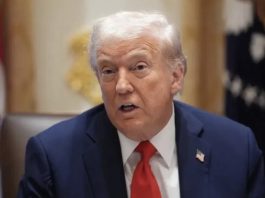 Trump objavio dvije poruke: “Za sve one budale…” Trump objavio dvije poruke: “Za sve one budale…” - featured image