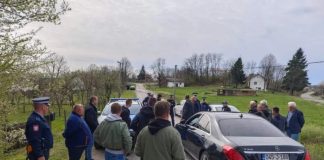 Policija u pripravnosti: Srpski borci krenuli ka groblju u Modranu - featured image