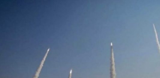 Haos na Bliskom istoku: Iran napao Saudijsku Arabiju, Katar, UAE i Jordan Haos na Bliskom istoku: Iran napao Saudijsku Arabiju, Katar, UAE i Jordan - featured image