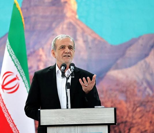 IRAN NIJE SAM: Moćni saveznik spreman za najveći udar: “Svi brodovi koji se kreću ka…” IRAN NIJE SAM: Moćni saveznik spreman za najveći udar: “Svi brodovi koji se kreću ka…” - featured image