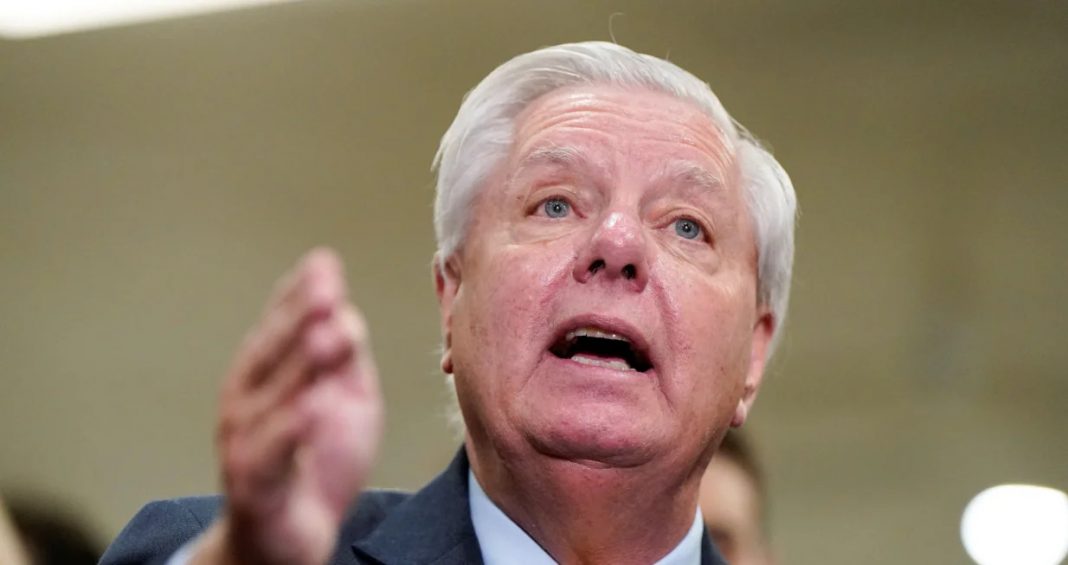 DRAMATIČNA PORUKA IZ WASHINGTONA: Graham otkrio šta dolazi Iranu u narednim danima “Arapski saveznici ulaze…” - featured image DRAMATIČNA PORUKA IZ WASHINGTONA: Graham otkrio šta dolazi Iranu u narednim danima “Arapski saveznici ulaze…” - featured image