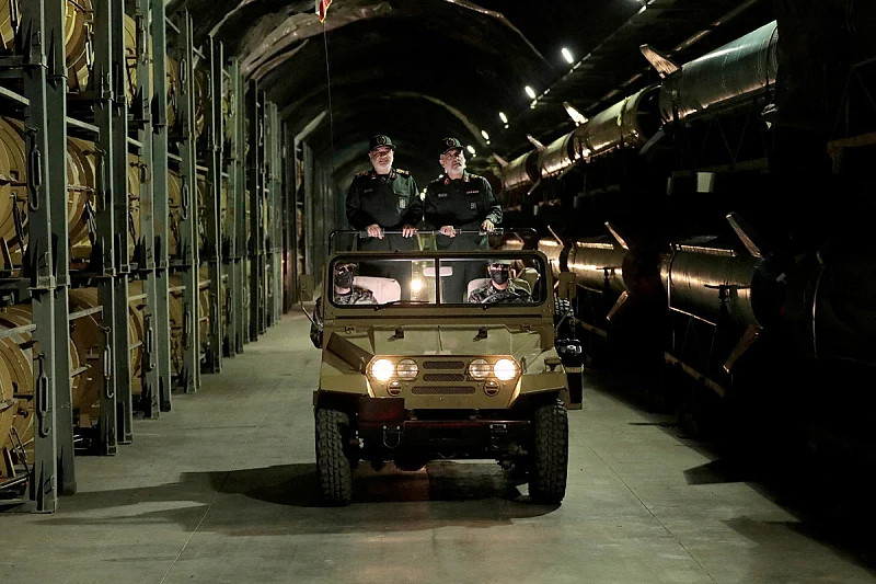 PROBLEMI ZA NETANYAHUA: Bliži mu se kraj? Iranska Revolucionarna garda obećala da će… - featured image PROBLEMI ZA NETANYAHUA: Bliži mu se kraj? Iranska Revolucionarna garda obećala da će… - featured image