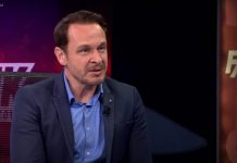 Pogledajte zbog čega je Enis Bešlagić zaplakao: „Zaista je bio dobar čovjek“ - featured image