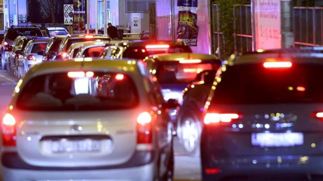 Austrijanci pohrlili po gorivo u Sloveniju: Nestalo dizela, intervenirala policija - featured image