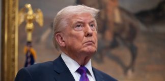 OPASAN SCENARIJ NA STOLU: Trump sprema vojni potez koji diže tenzije OPASAN SCENARIJ NA STOLU: Trump sprema vojni potez koji diže tenzije - featured image