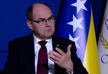 OGLASIO SE SCHMIDT: Evo da li ostaje u BiH… - featured image