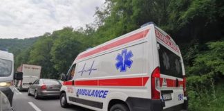 “DVA PUTA JE JAUKNUO, PA UMRO NA ŽENI” Policajac izdahnuo tokom intimnog odnosa - featured image