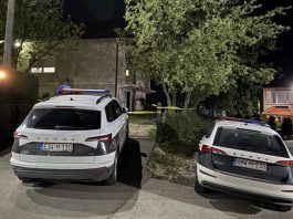 Prve fotografije s mjesta strave u Srebreniku: Ispred ove kuće su pronađena tijela supružnika - featured image