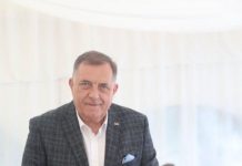 Preminula majka Milorada Dodika, oprostio se emotivnom objavom: “Bila si moj oslonac, utjeha i snaga svaki put kada je bilo teško” - featured image