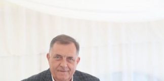 Preminula majka Milorada Dodika, oprostio se emotivnom objavom: “Bila si moj oslonac, utjeha i snaga svaki put kada je bilo teško” - featured image