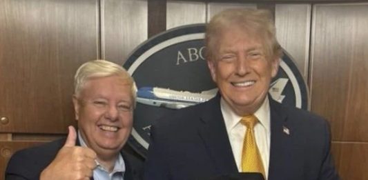 Američki senator otkrio šta će Trump uraditi ako ga Iran ne posluša - featured image