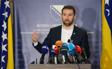 U FBiH na pomolu univerzalni dječiji doplatak: Evo koliko bi iznosila mjesečna podrška po djetetu U FBiH na pomolu univerzalni dječiji doplatak: Mjesečna podrška bi iznosila 200 KM po djetetu - featured image
